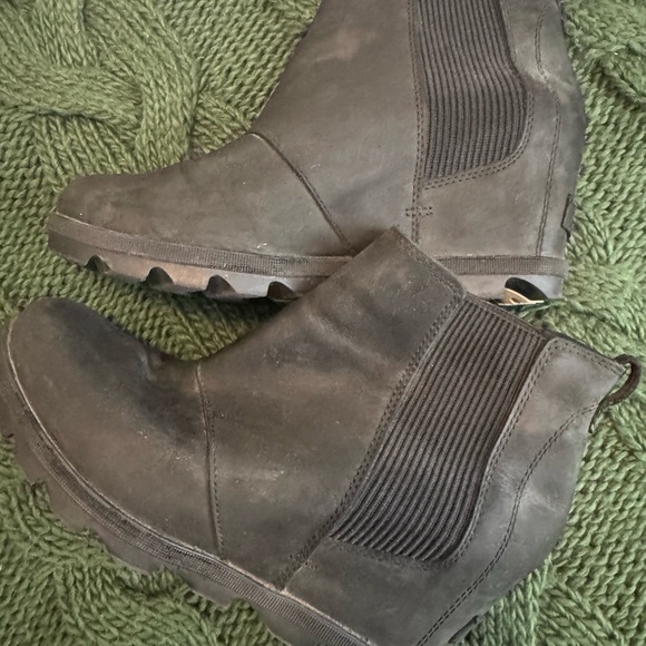 Women’s Black Sorel Chelsea snow boot - Picture 5 of 5